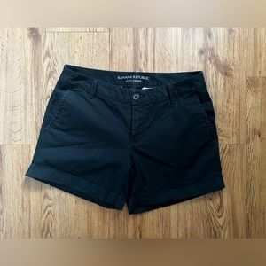 Banana Republic Black chino shorts size 0